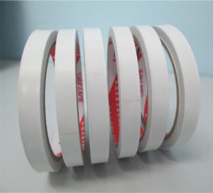 Băng dính 2 mặt khổ 1cm Băng dính 2 mặt khổ 1cm