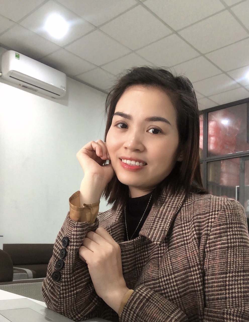 Sales 2: Phạm Thị Thêu